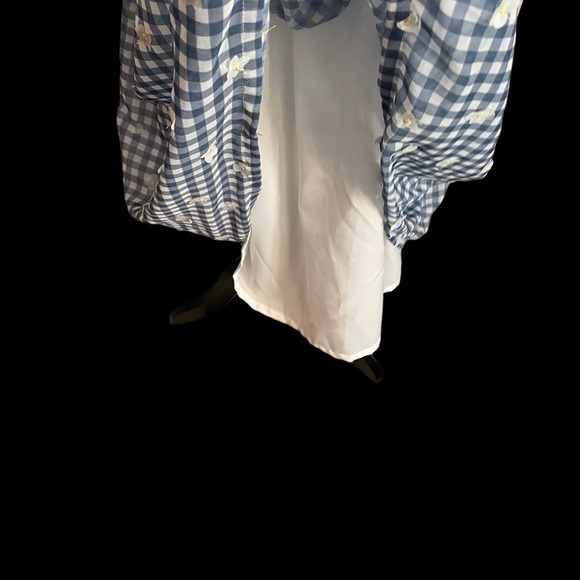 Unique Vintage Magnolia Place. Blue gingham knee-length skirt & sewn on flowers. - Picture 4 of 10